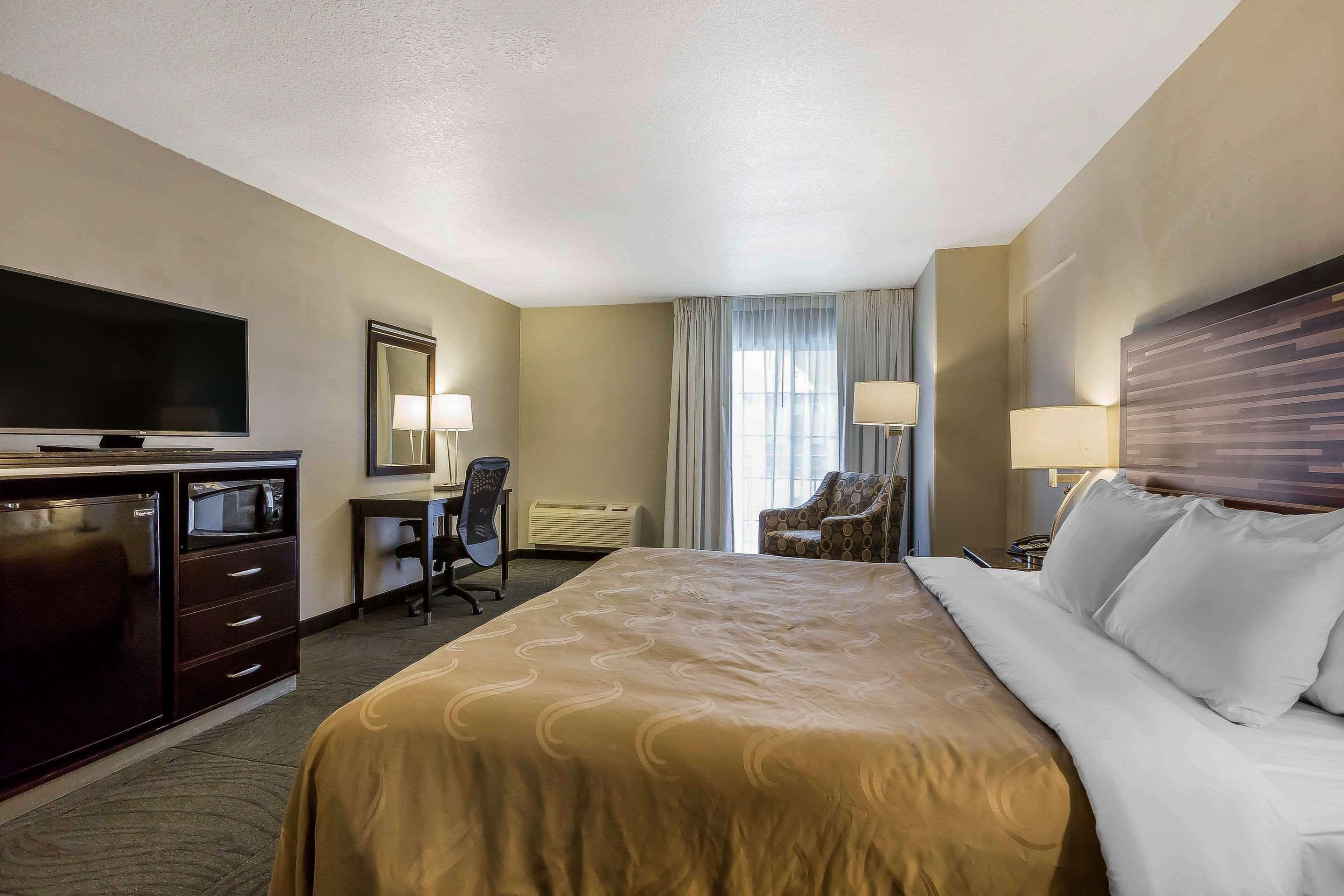 Quality Inn Fallbrook I-15 Exteriér fotografie
